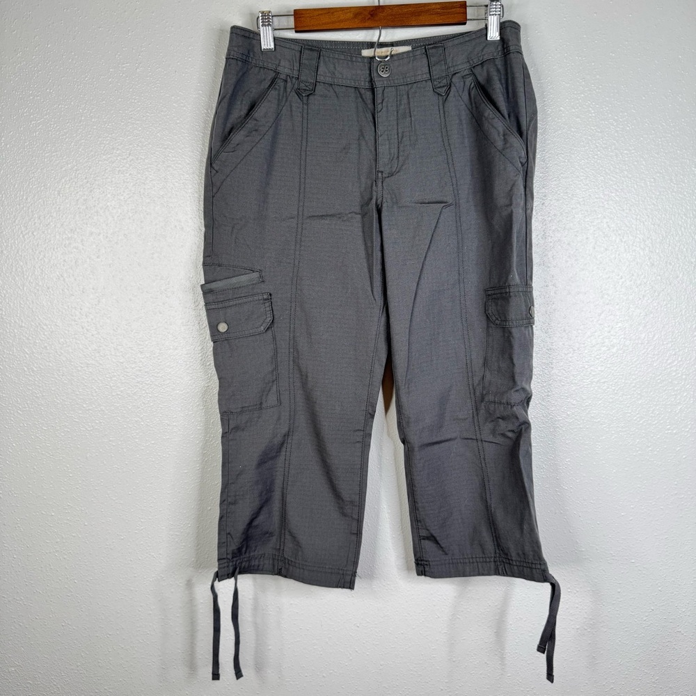 Eddie Bauer‎ NWT Ripstop Gray Capris Size 6